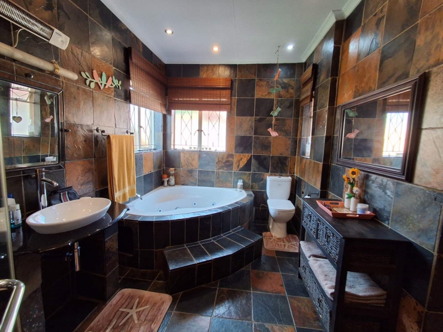 4 Bedroom Property for Sale in Randhart Gauteng