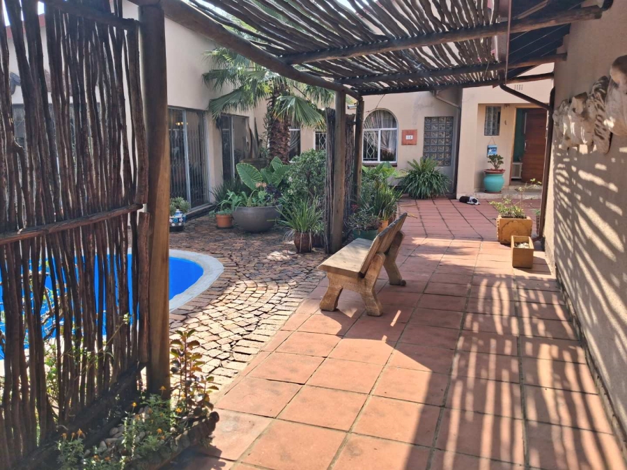 4 Bedroom Property for Sale in Randhart Gauteng