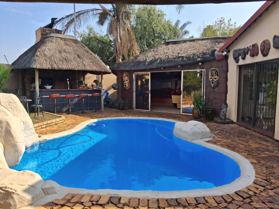 4 Bedroom Property for Sale in Randhart Gauteng