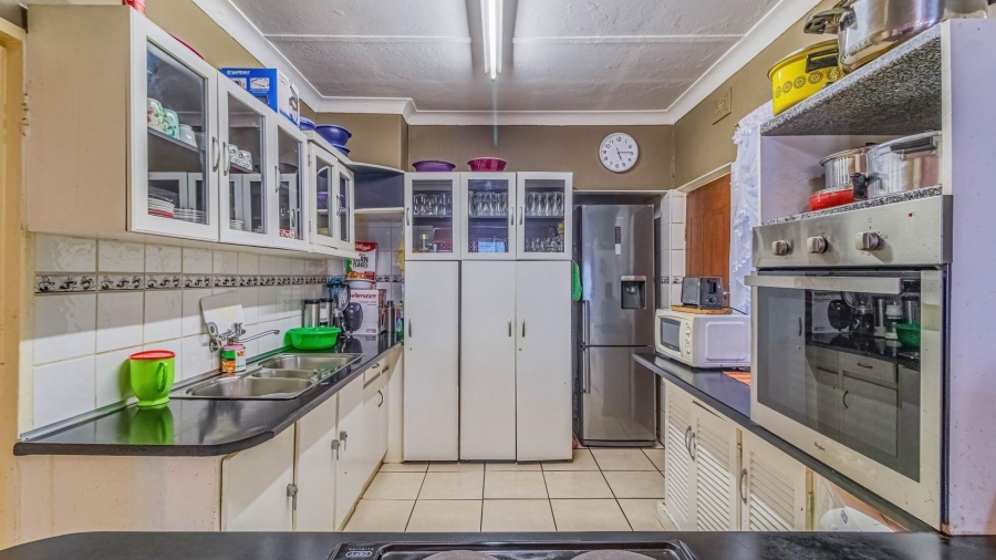 3 Bedroom Property for Sale in Montclair Gauteng