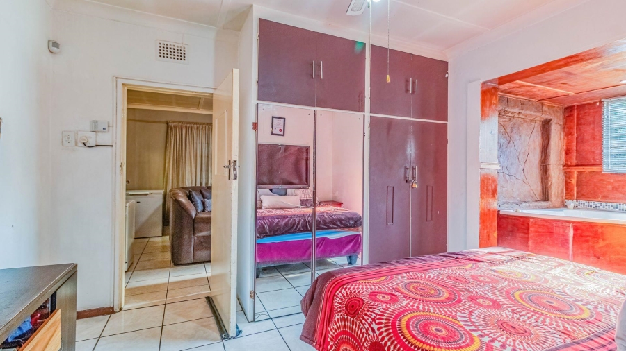 3 Bedroom Property for Sale in Montclair Gauteng