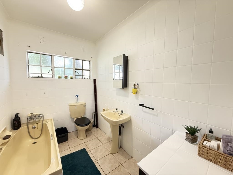 4 Bedroom Property for Sale in Allens Nek Gauteng