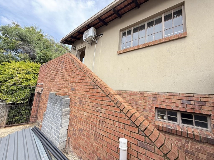 4 Bedroom Property for Sale in Allens Nek Gauteng
