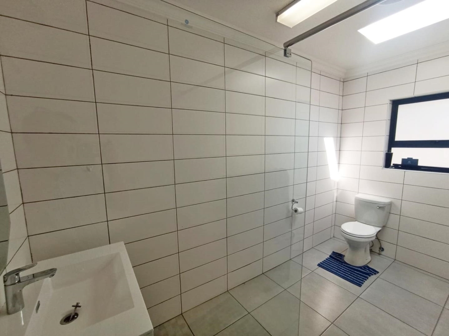 To Let 2 Bedroom Property for Rent in Franklin Roosevelt Park Gauteng