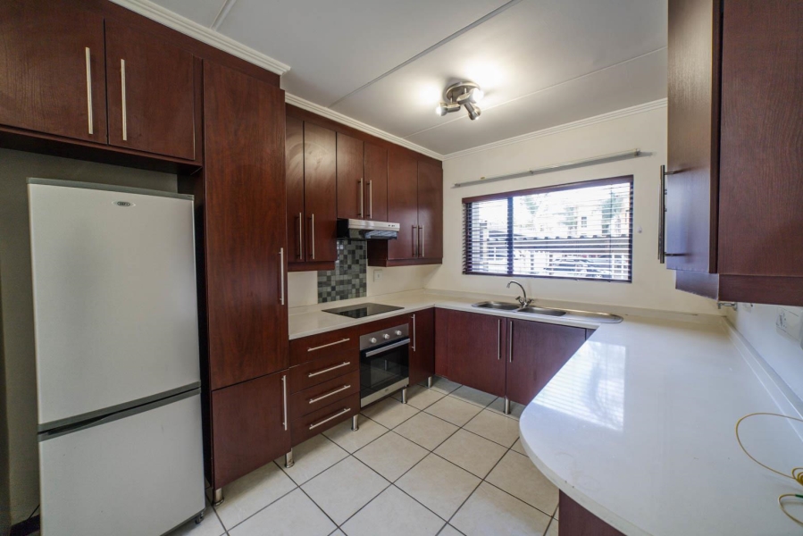2 Bedroom Property for Sale in Sunninghill Gauteng