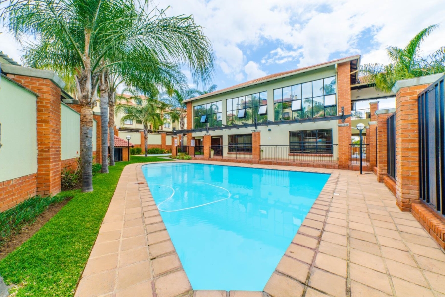2 Bedroom Property for Sale in Sunninghill Gauteng