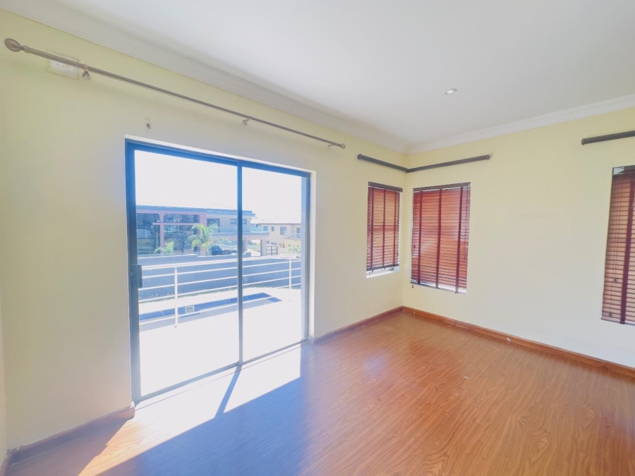 5 Bedroom Property for Sale in Blue Valley Golf Estate Gauteng