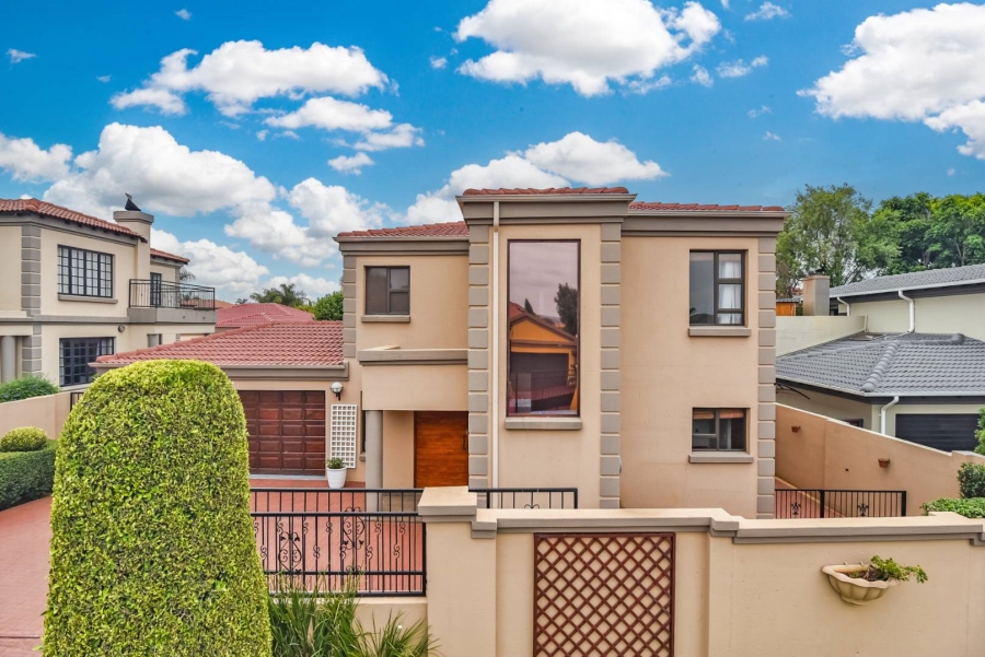 3 Bedroom Property for Sale in Ruimsig Gauteng