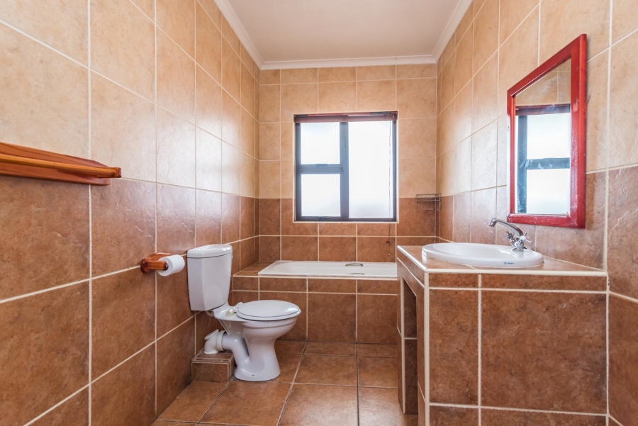 3 Bedroom Property for Sale in Ruimsig Gauteng