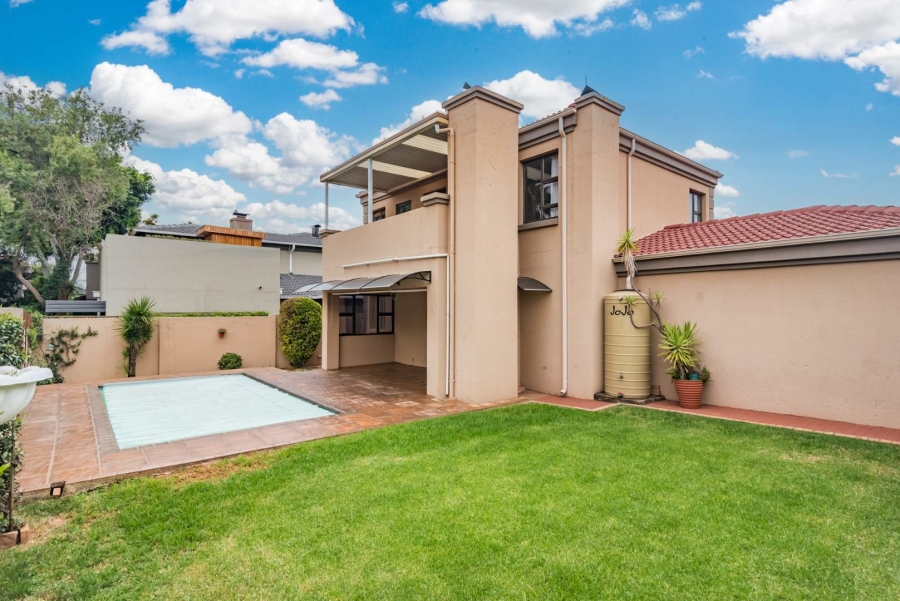 3 Bedroom Property for Sale in Ruimsig Gauteng