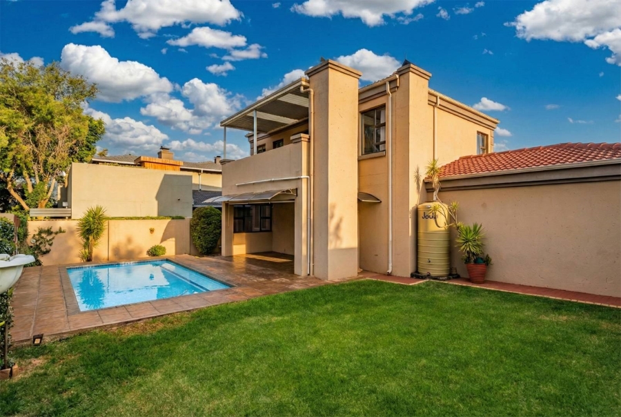 3 Bedroom Property for Sale in Ruimsig Gauteng