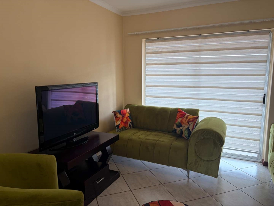 2 Bedroom Property for Sale in Noordheuwel Gauteng