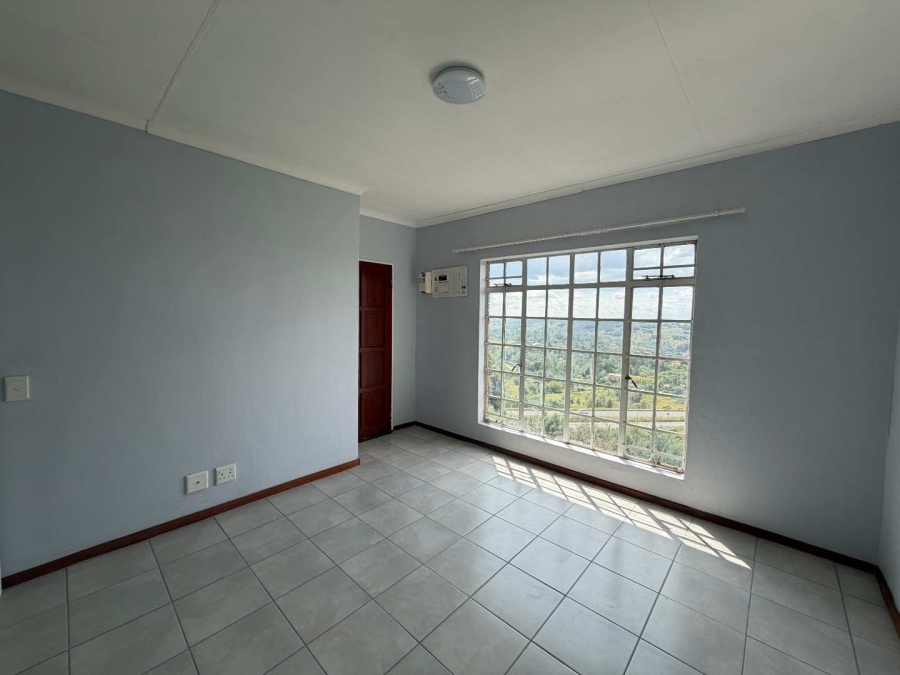 2 Bedroom Property for Sale in Noordheuwel Gauteng