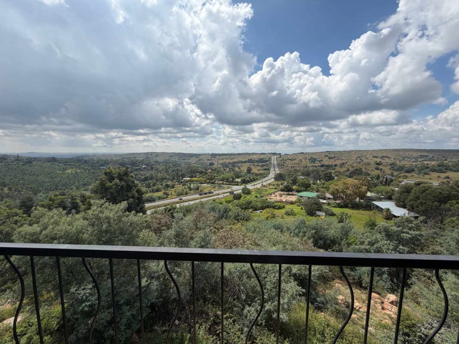 2 Bedroom Property for Sale in Noordheuwel Gauteng