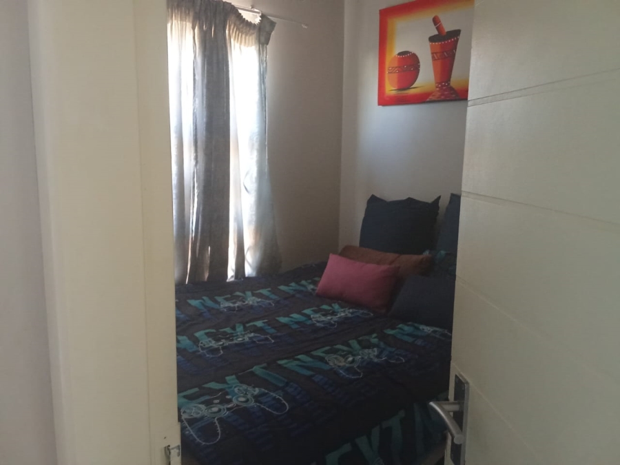 2 Bedroom Property for Sale in Lehae Gauteng