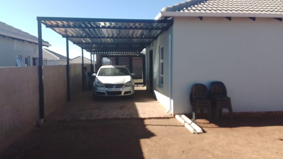 2 Bedroom Property for Sale in Lehae Gauteng