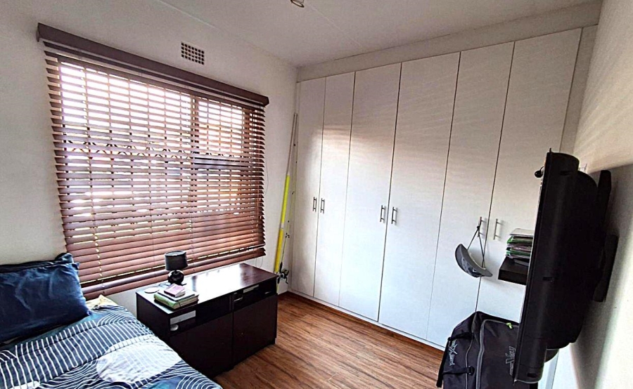 2 Bedroom Property for Sale in Albertsdal Gauteng