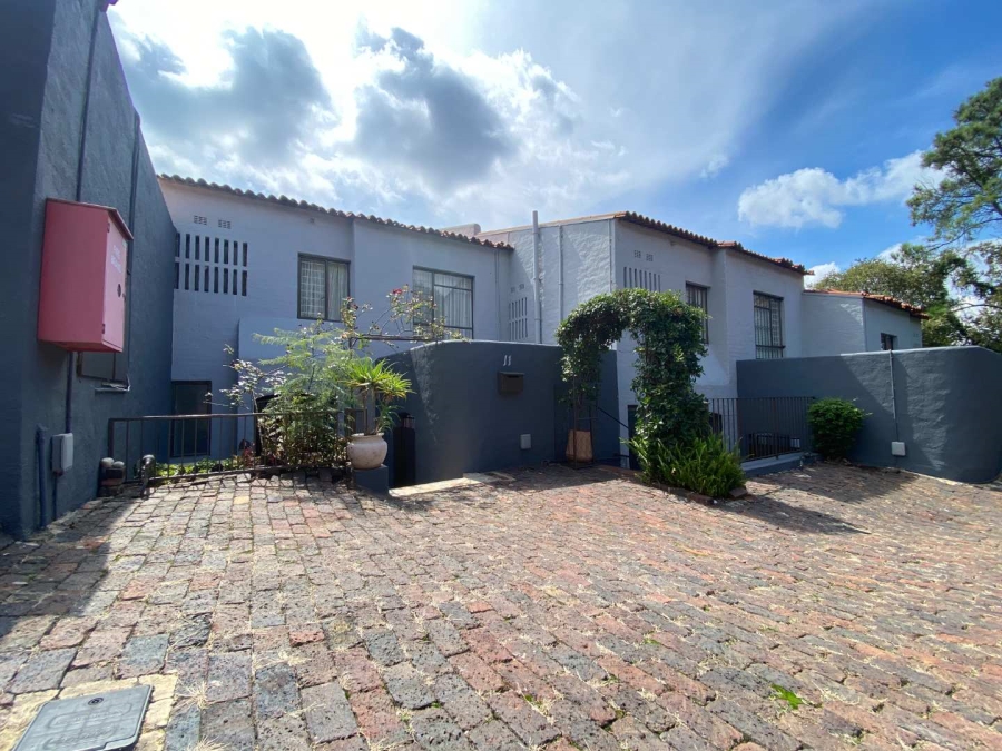 3 Bedroom Property for Sale in Mondeor Gauteng