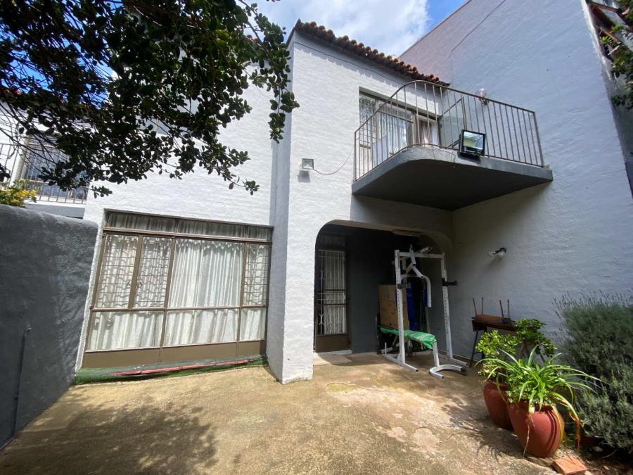 3 Bedroom Property for Sale in Mondeor Gauteng