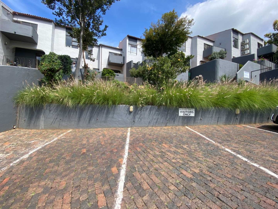 3 Bedroom Property for Sale in Mondeor Gauteng