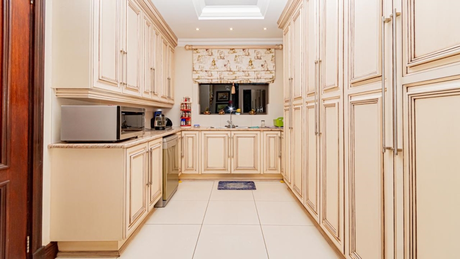 6 Bedroom Property for Sale in Meyersdal Eco Estate Gauteng