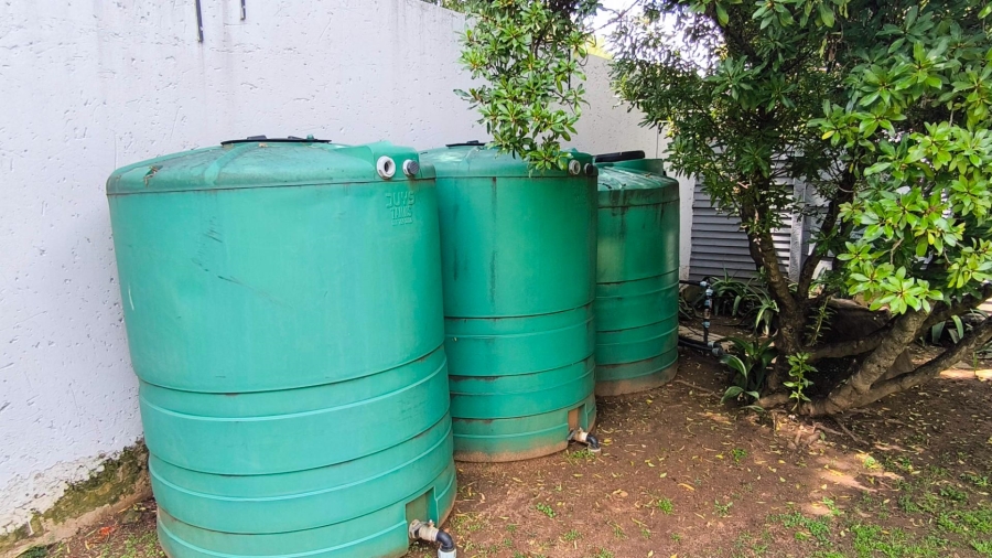 6 Bedroom Property for Sale in Brackenhurst Gauteng