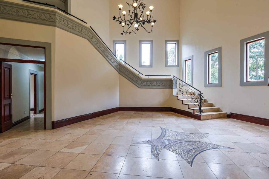 6 Bedroom Property for Sale in Waterkloof Ridge Gauteng