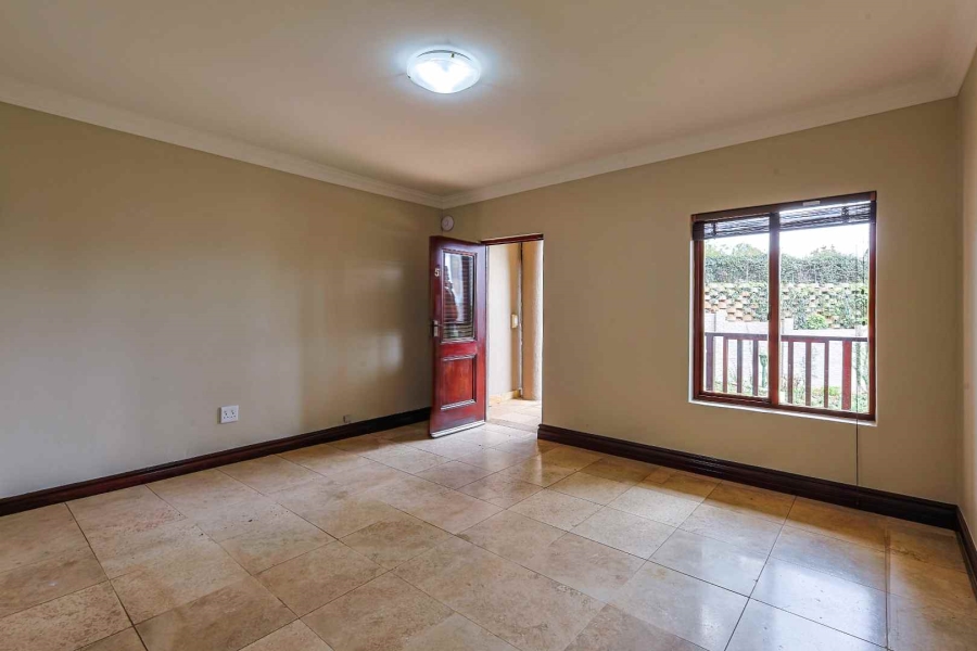 6 Bedroom Property for Sale in Waterkloof Ridge Gauteng