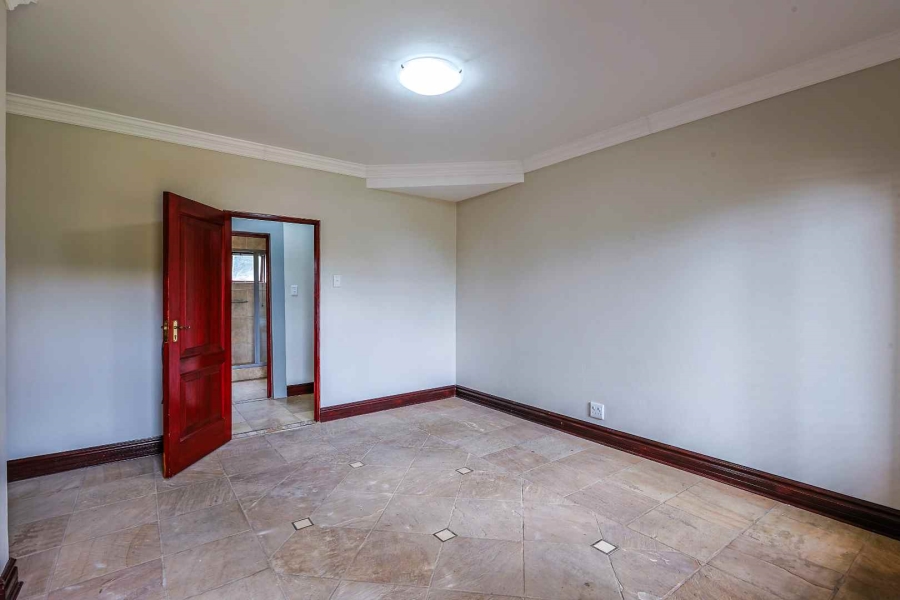 6 Bedroom Property for Sale in Waterkloof Ridge Gauteng