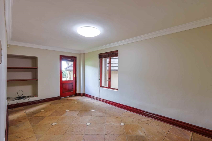 6 Bedroom Property for Sale in Waterkloof Ridge Gauteng