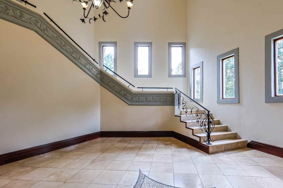6 Bedroom Property for Sale in Waterkloof Ridge Gauteng
