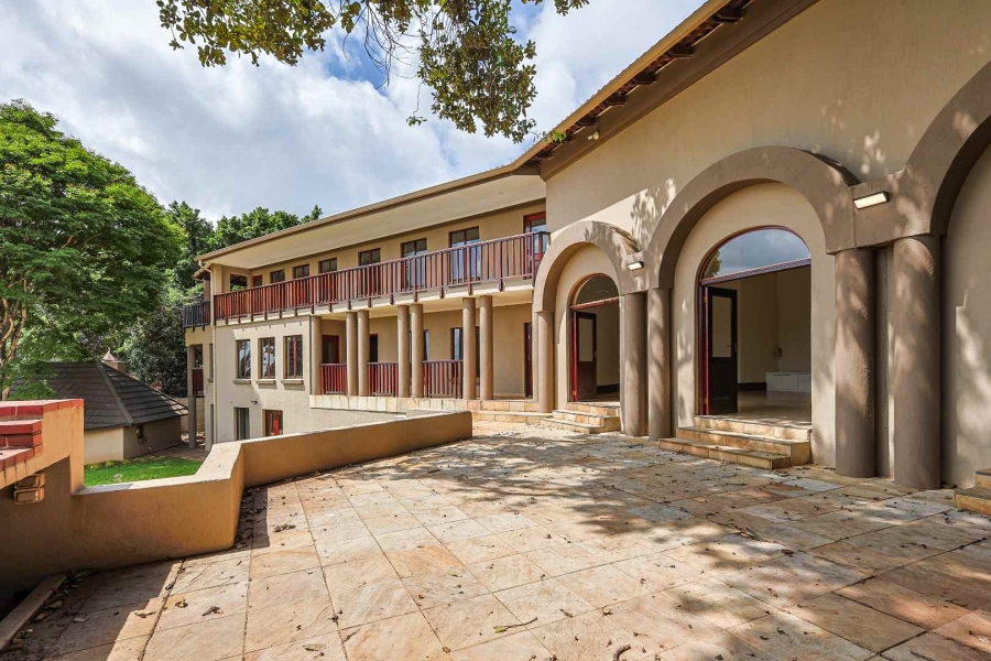 6 Bedroom Property for Sale in Waterkloof Ridge Gauteng