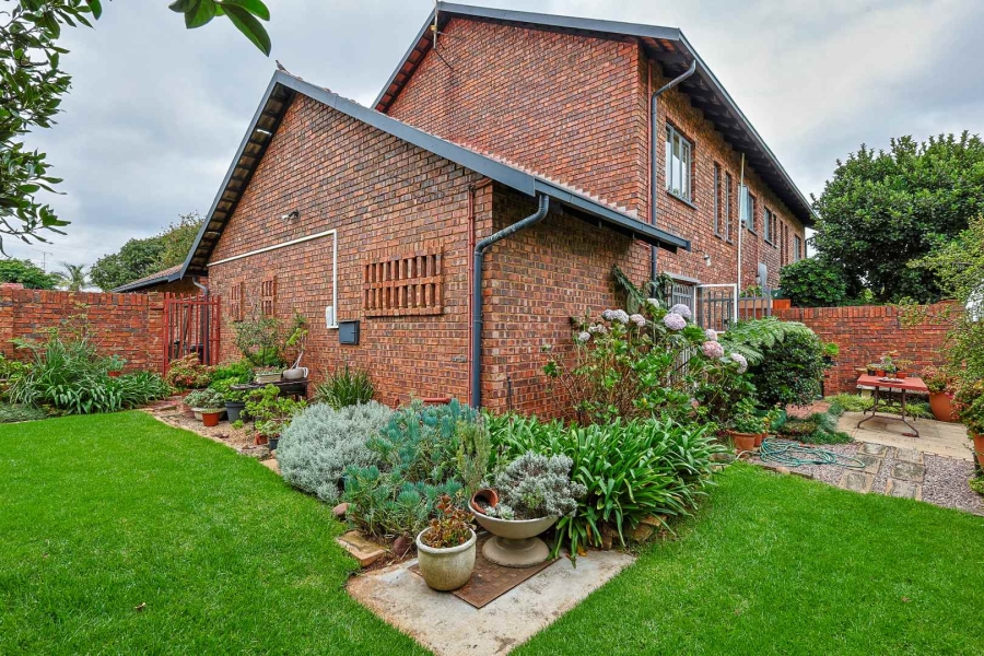 3 Bedroom Property for Sale in Elardus Park Gauteng