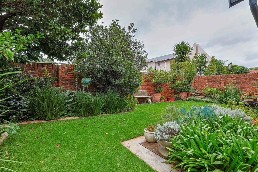 3 Bedroom Property for Sale in Elardus Park Gauteng