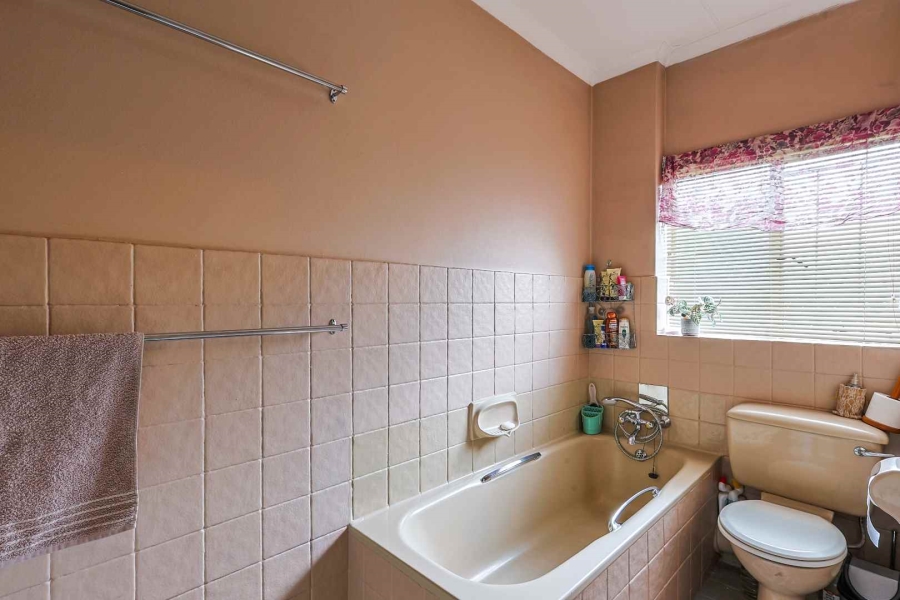 3 Bedroom Property for Sale in Elardus Park Gauteng