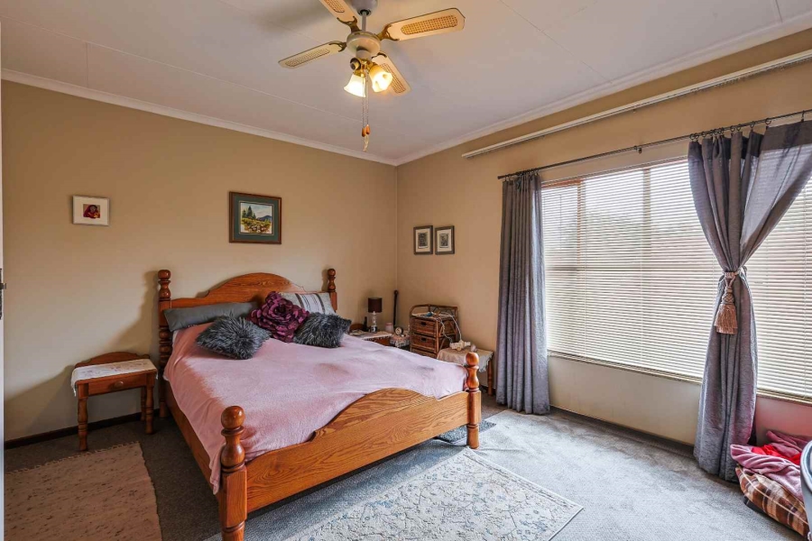 3 Bedroom Property for Sale in Elardus Park Gauteng