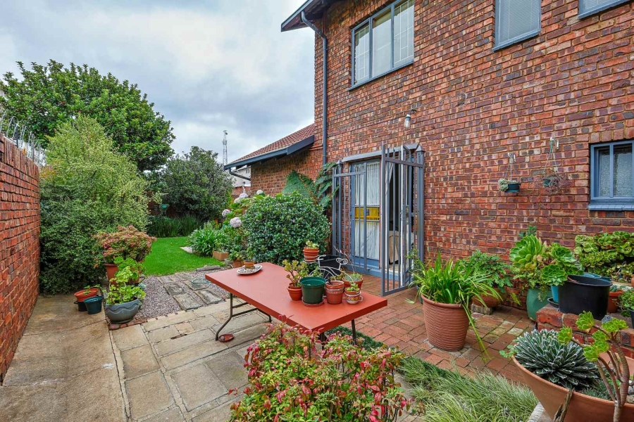 3 Bedroom Property for Sale in Elardus Park Gauteng