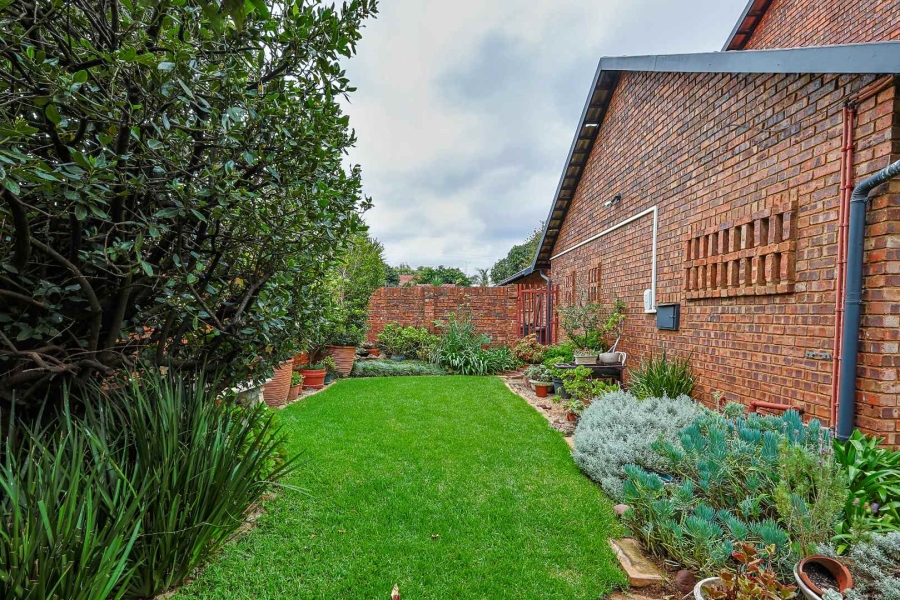 3 Bedroom Property for Sale in Elardus Park Gauteng