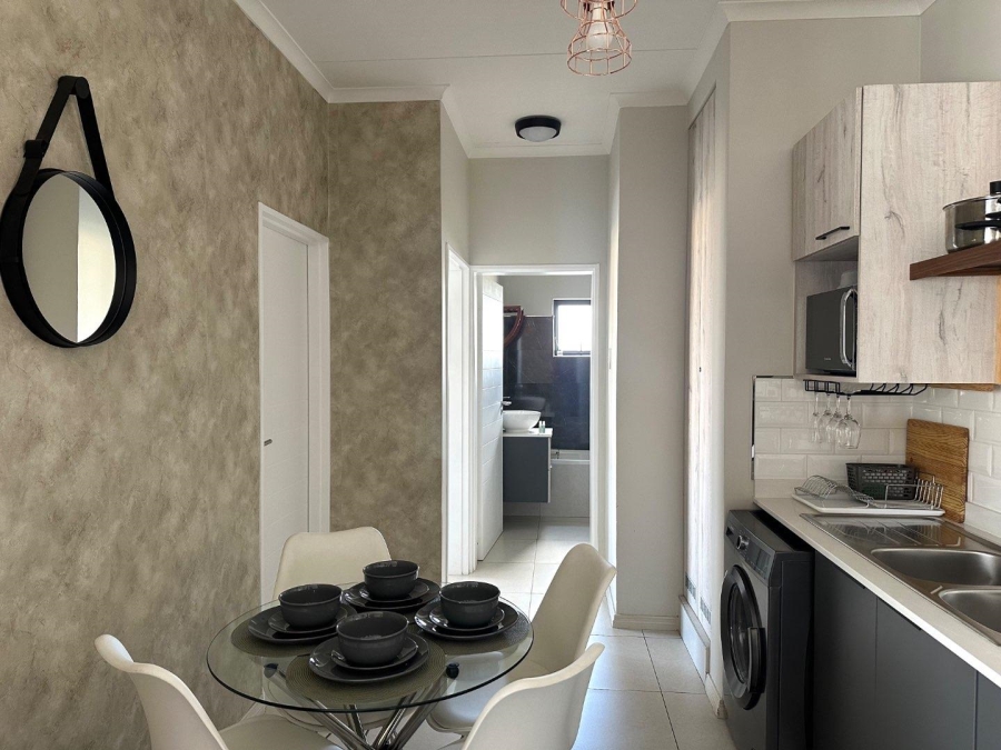 To Let 2 Bedroom Property for Rent in Grand Central Gauteng