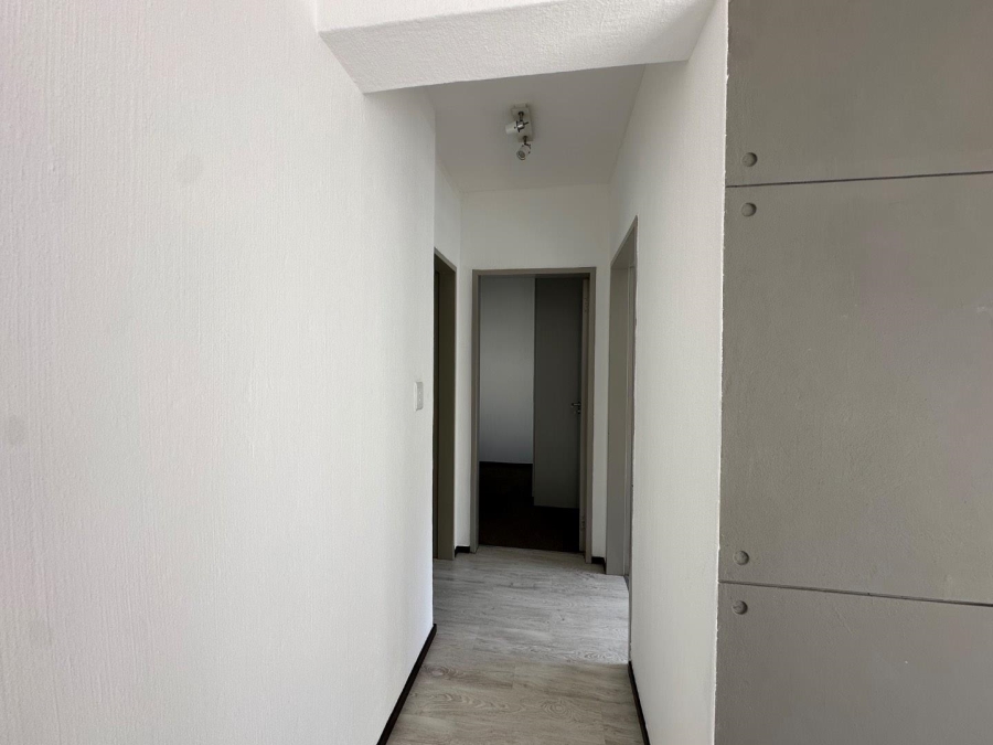 2 Bedroom Property for Sale in Broadacres Gauteng