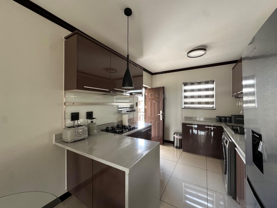 To Let 2 Bedroom Property for Rent in Blue Hills Gauteng