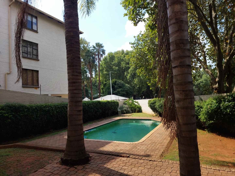 1 Bedroom Property for Sale in Westdene Gauteng