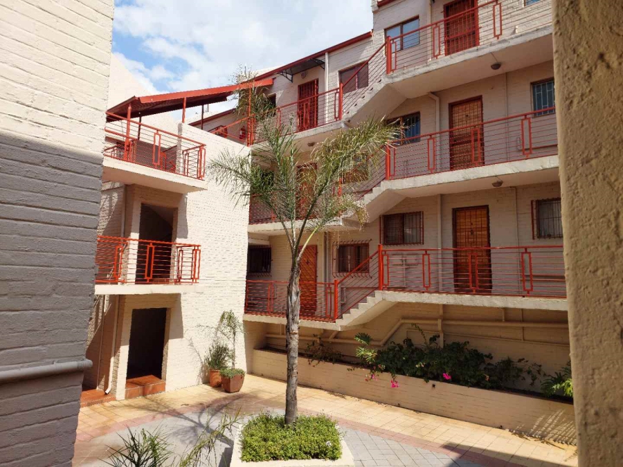 1 Bedroom Property for Sale in Westdene Gauteng