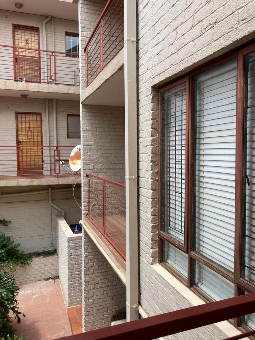 1 Bedroom Property for Sale in Westdene Gauteng