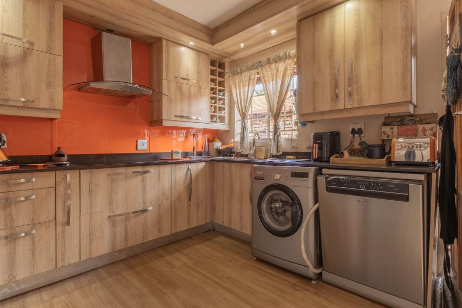 3 Bedroom Property for Sale in Equestria Gauteng