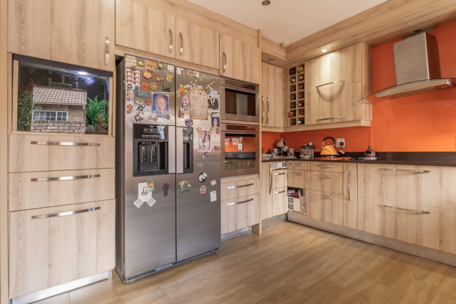 3 Bedroom Property for Sale in Equestria Gauteng