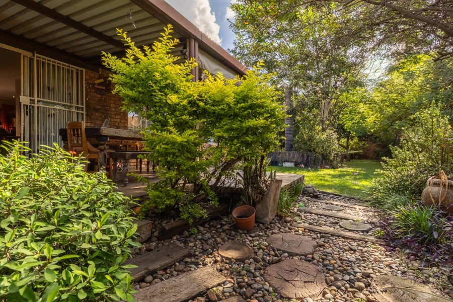 3 Bedroom Property for Sale in Equestria Gauteng