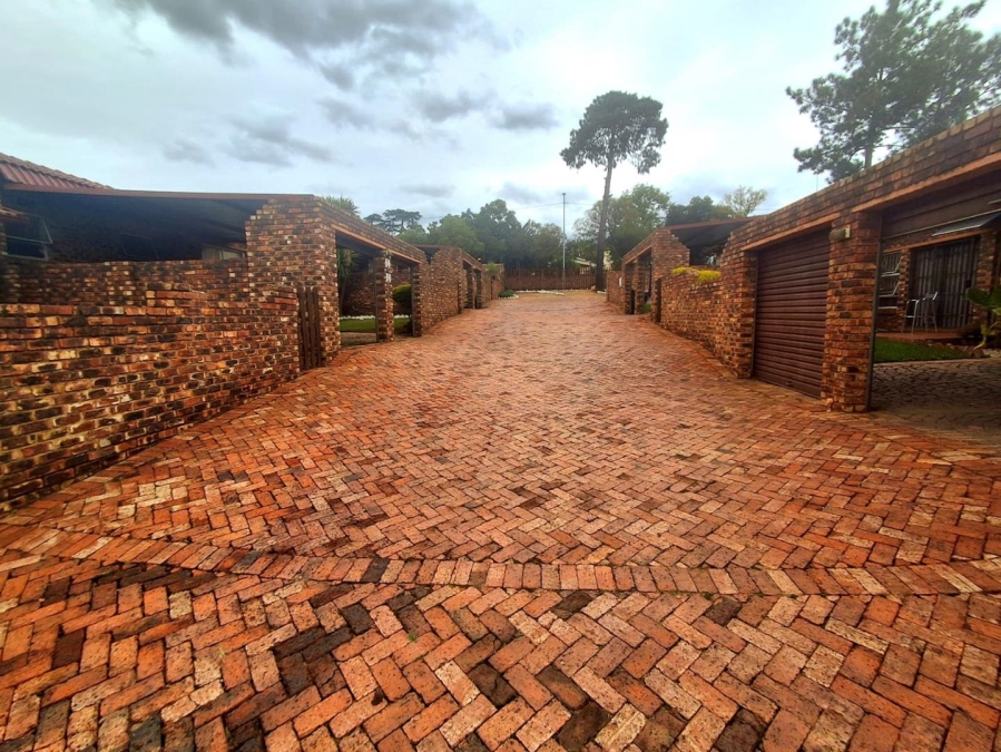 0 Bedroom Property for Sale in Buccleuch Gauteng