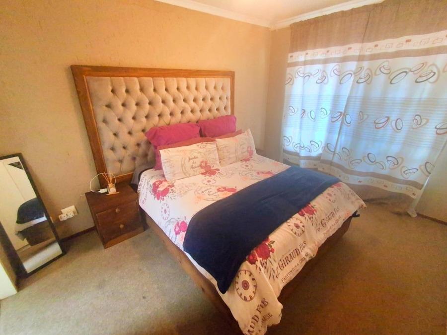 0 Bedroom Property for Sale in Buccleuch Gauteng