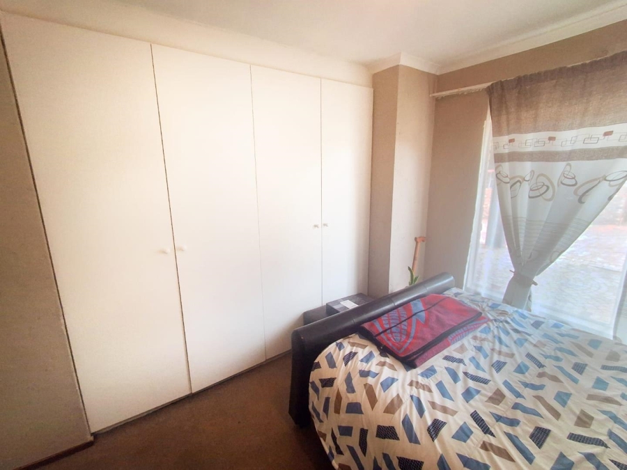 0 Bedroom Property for Sale in Buccleuch Gauteng